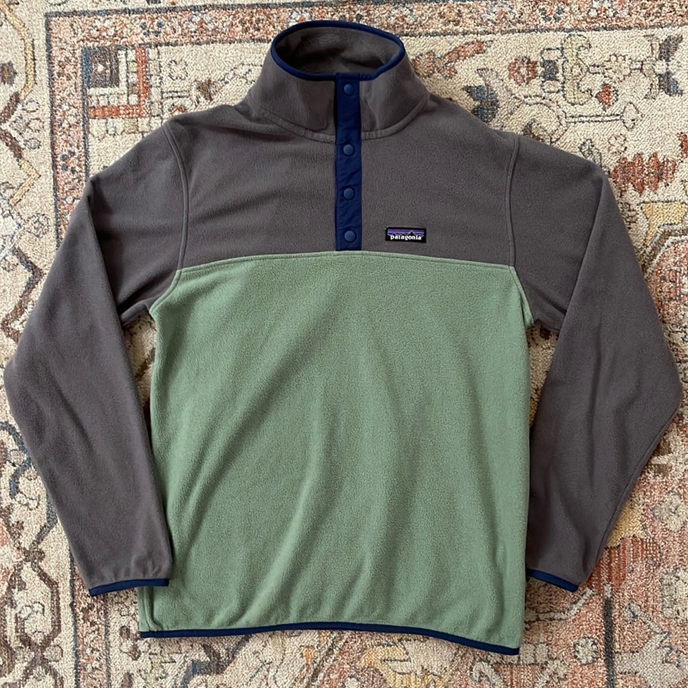 Patagonia lightweight Synchilla pullover
